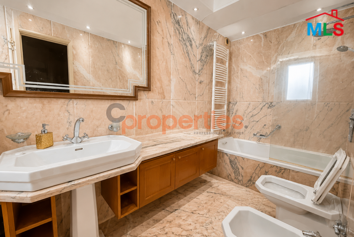Apartment for rent in Achrafieh CPBPK45