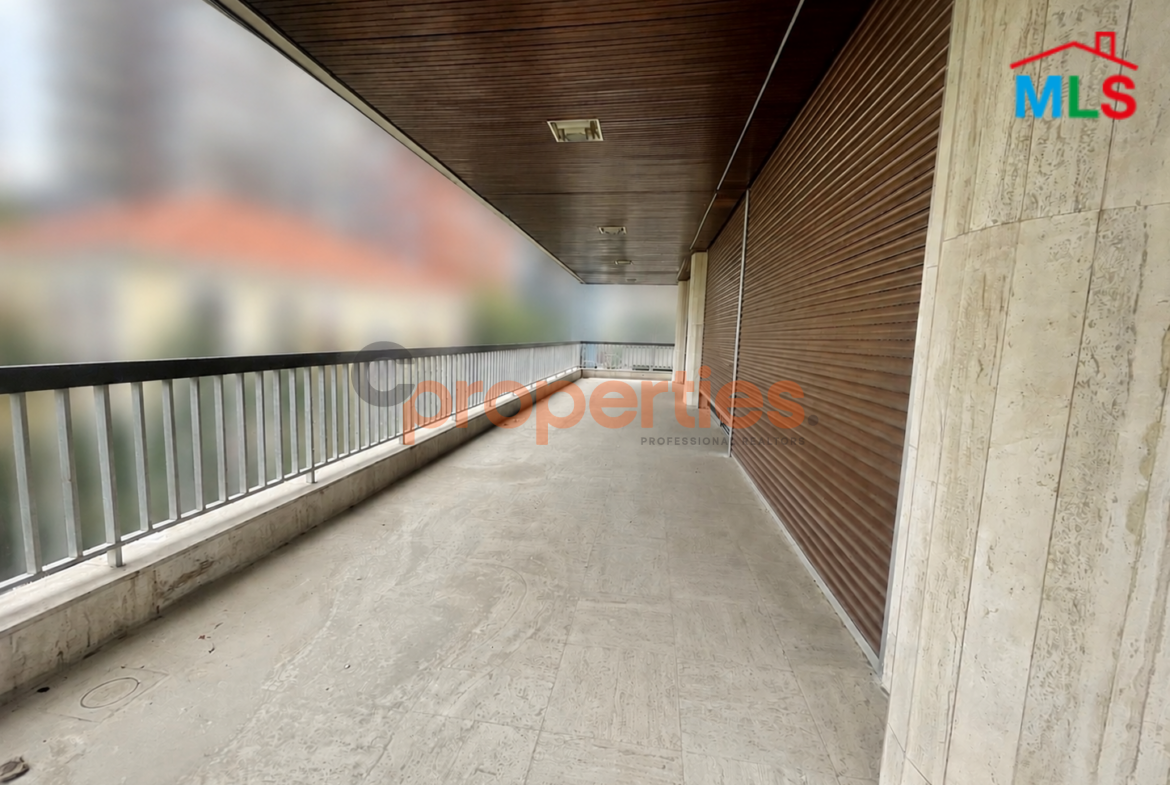 Apartment for rent in Achrafieh CPBPK45