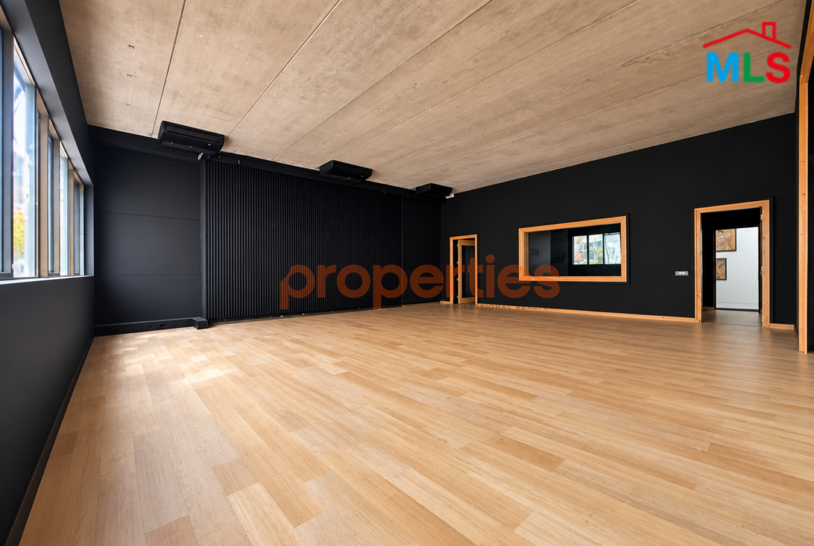 Office For Rent In Kaslik مكتب للإيجار في الكسليك CPKRS10