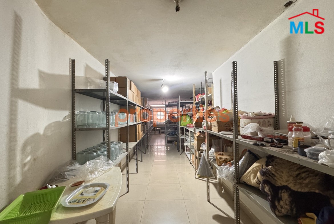 Shop For Rent In Beit El Chaar- CPTA118 محل للإيجار في بيت الشعار
