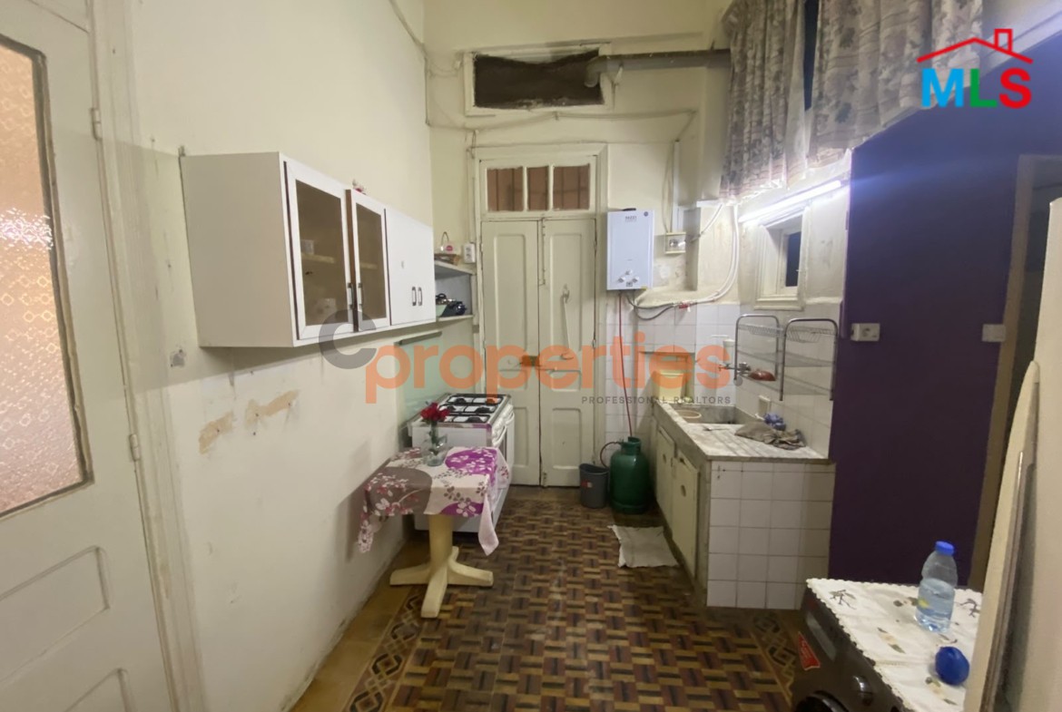Furnished Apartment For Rent In Achrafieh | Rmeil - شقة مفروشة للإيجار في الأشرفية - CPBRC30