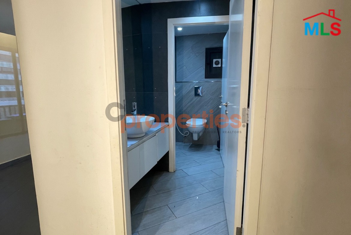 Office for rent in Saifi CPBPK48