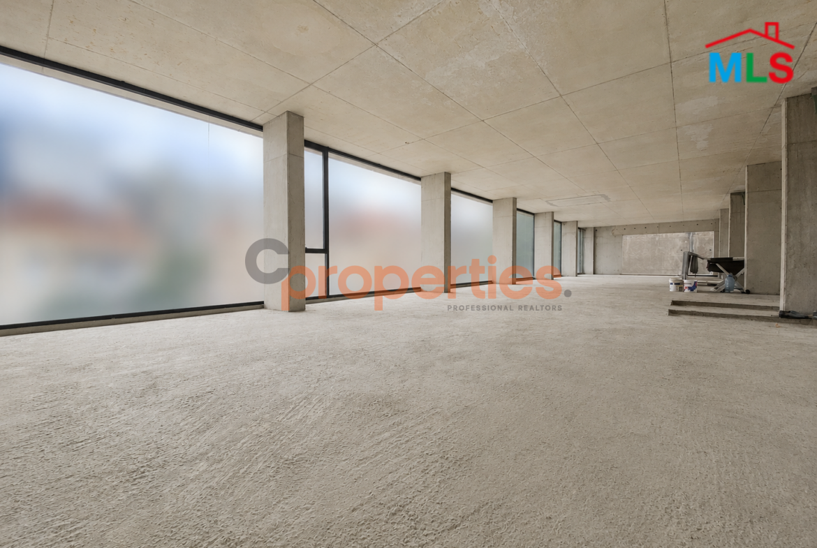Showroom For Rent in Jal el Dib - CPFY313 صالة عرض للإيجار في جل الديب