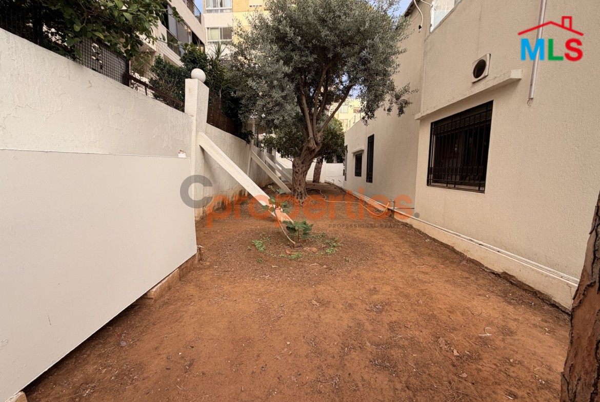 House for Rent with Terrace and Garden in Naccache - CPLO29