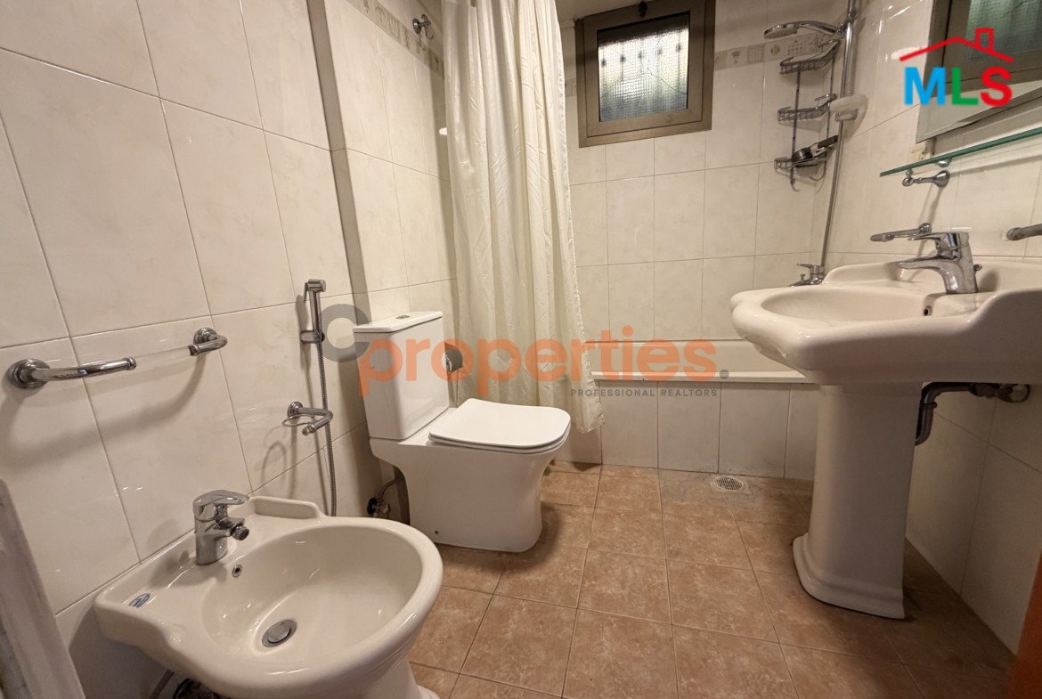House for Rent with Terrace and Garden in Naccache - CPLO29