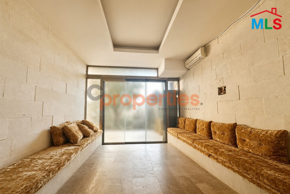 Semi-Furnished Apartment for Rent in Betchay with Terrace - شقة للإيجار في بتشاي مع تراس CPDD87