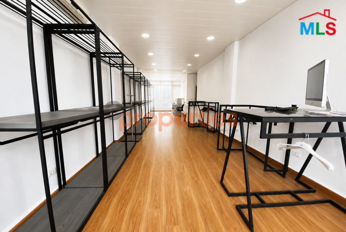 Office for Rent in Zalka - CPFY308 مكتب للإيجار في منطقة الزلقا