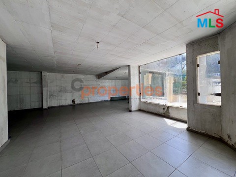 Showroom and Warehouse for Rent in Mar Roukoz Prime | صالة عرض ومستودع للإيجار في موقع متميز في مار روكز | CPCC199