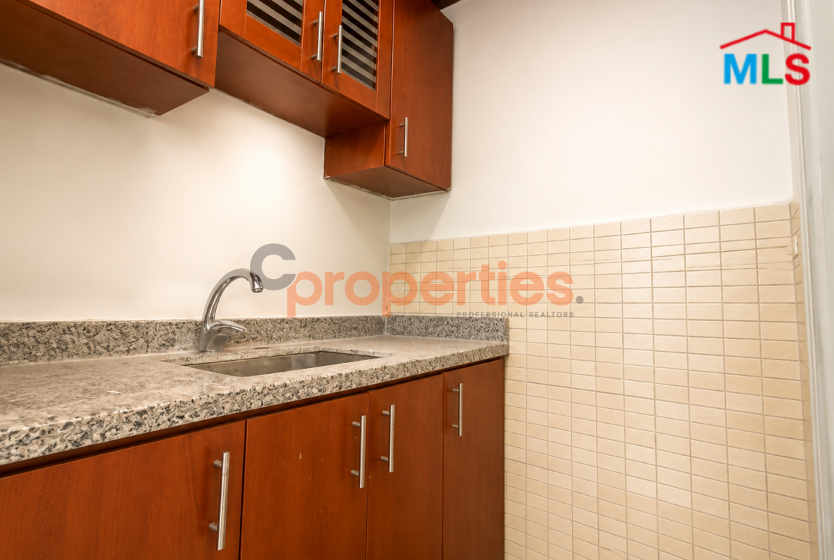 Office For Rent in Ras El Nabaa مكتب للايجار في راس النبع - CPBZK32
