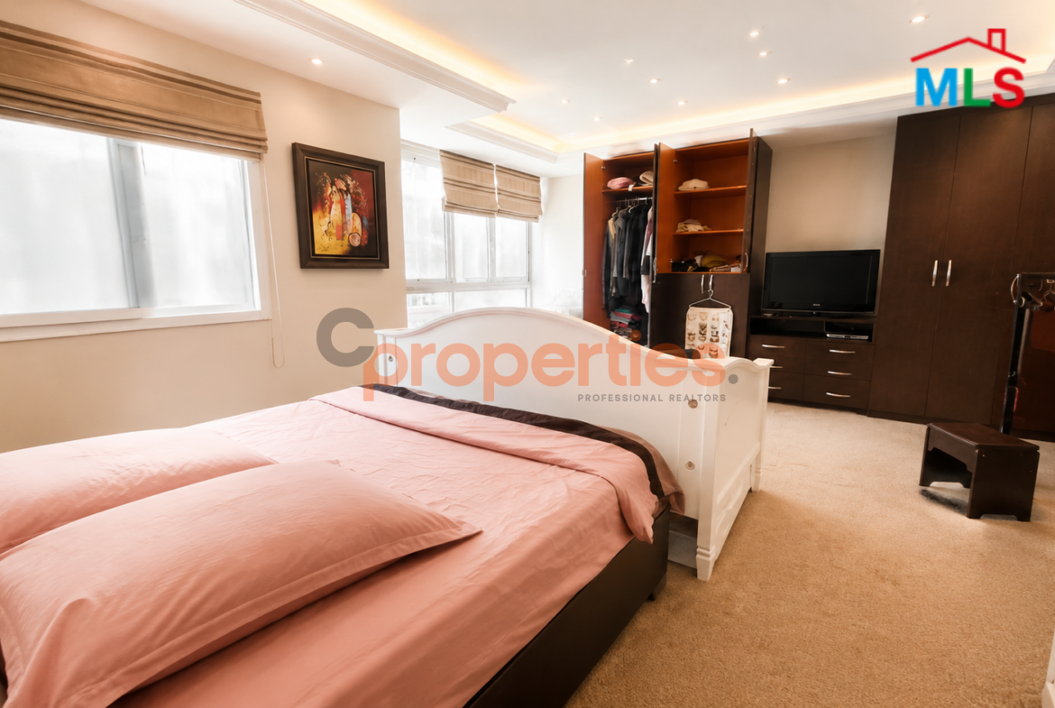 Apartment for Sale in Ras Beirut شقة للبيع في راس بيروت - CPBHS148