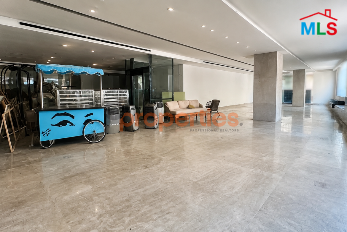 Showroom For Rent In Downtown Beirut صالة عرض للايجار في وسط بيروت - CPBHS146