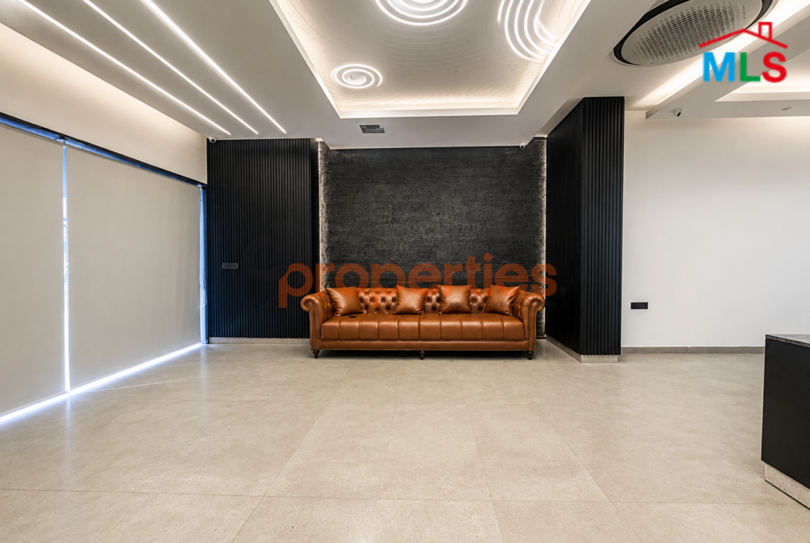 Office For Rent in Ras Beirut مكتب للايجار في راس بيروت - CPBHS145