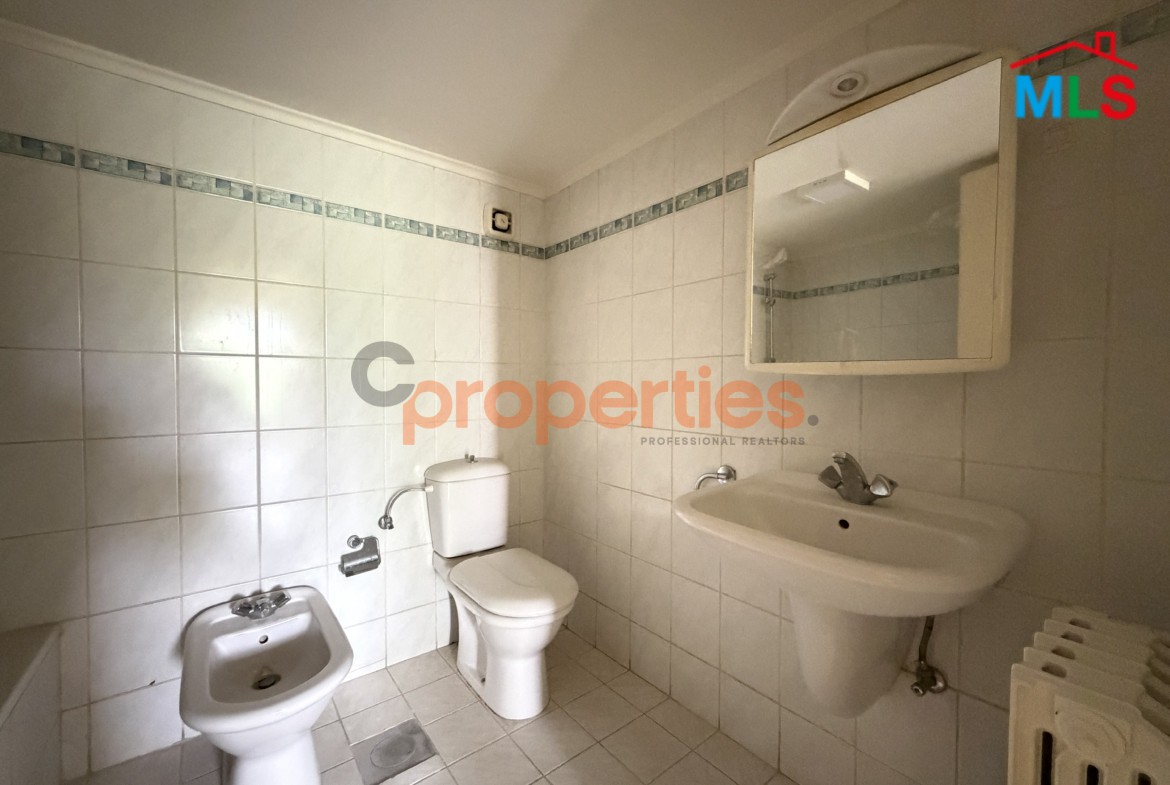 Apartment For Rent in Biyada with Garden/ Terrace شقة للاجار في البياضة CPCF374