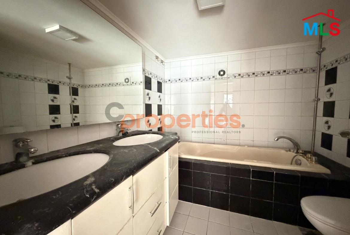 Apartment For Rent in Biyada with Garden/ Terrace شقة للاجار في البياضة CPCF374