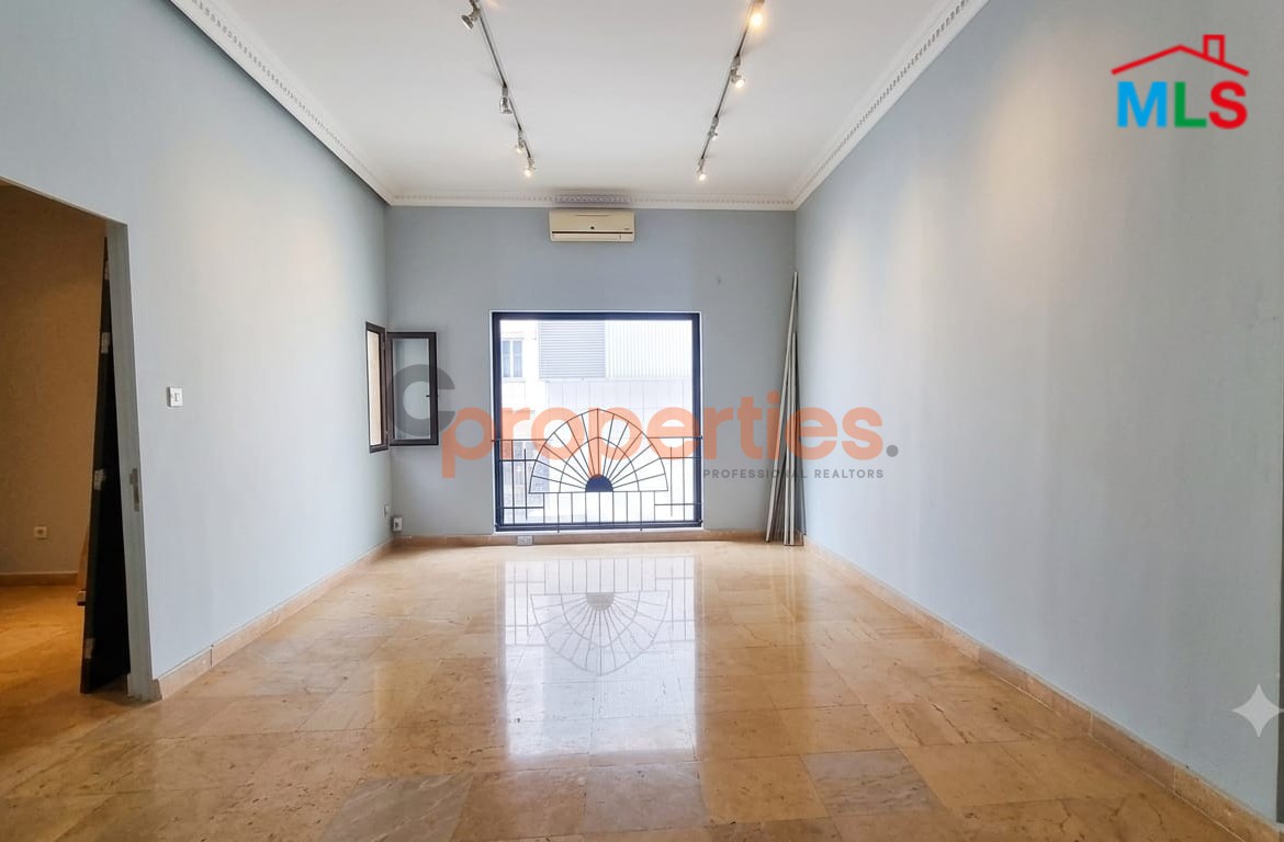 Office For Rent In Achrafieh - CPBMH31