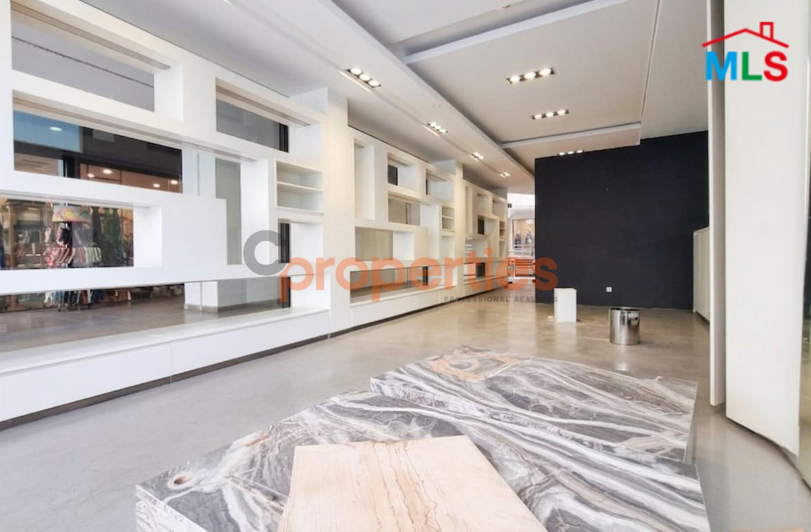 Shop For Rent In Achrafieh - محل للإيجار في الأشرفية CPBMH30