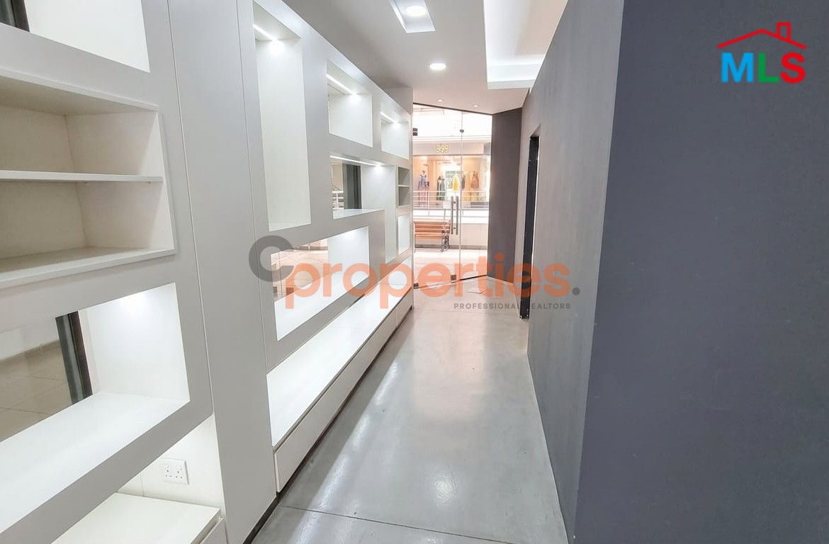 Shop For Rent In Achrafieh - محل للإيجار في الأشرفية CPBMH30