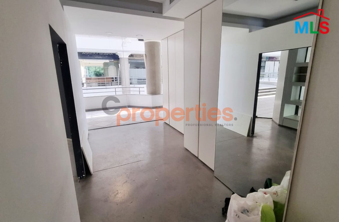 Shop For Rent In Achrafieh - محل للإيجار في الأشرفية CPBMH30