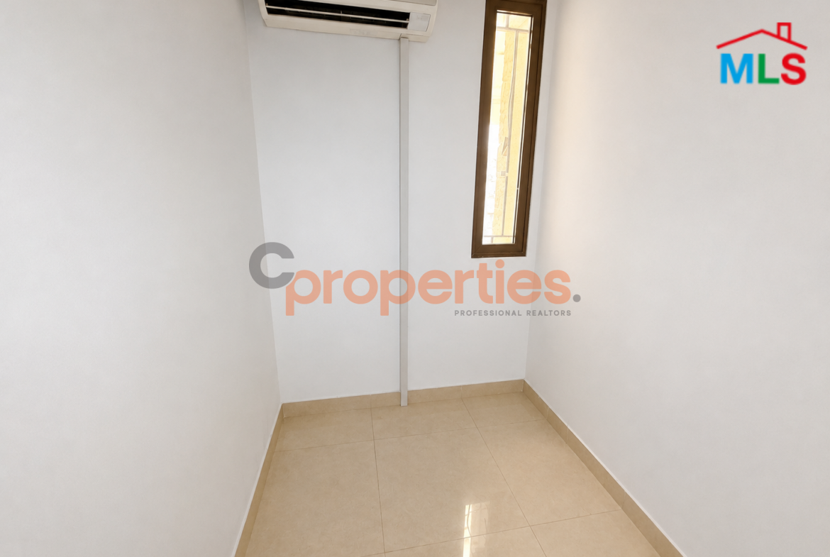 Shop For Rent In Jounieh - محل للإيجار في جونيه CPKKK18