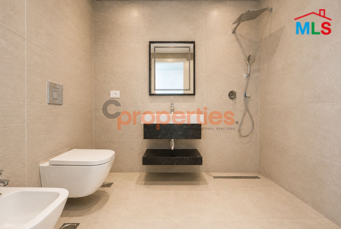 Apartment for rent in Ain Mraisse CPBMKH56