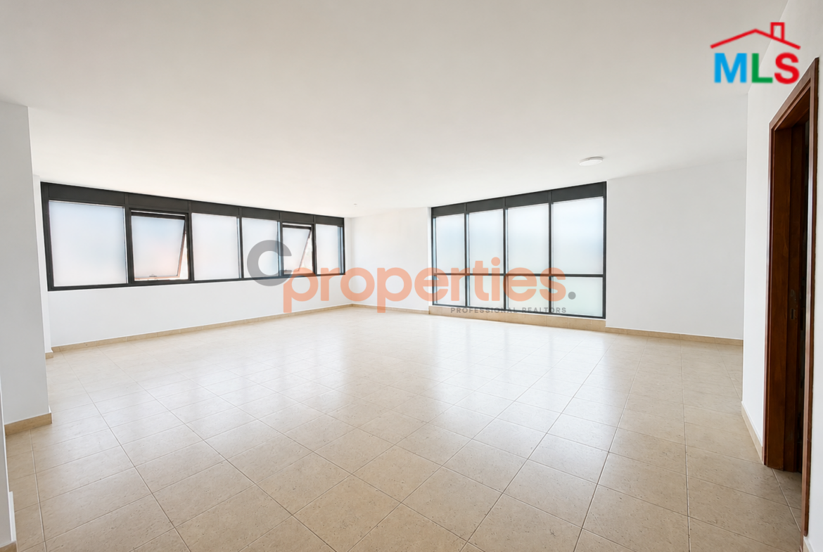 Office For Rent in Dbayeh مكتب للإيجار في ضبية CPES309