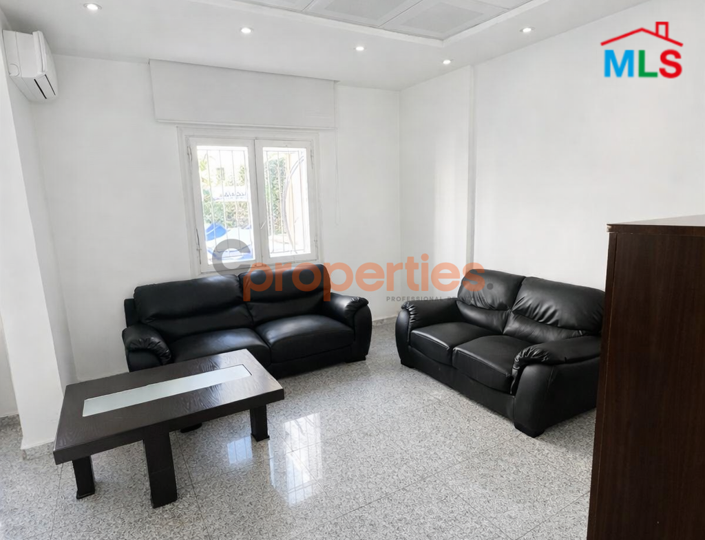 Office for Rent in Achrafieh - مكتب للإيجار في الأشرفية CPBEC23