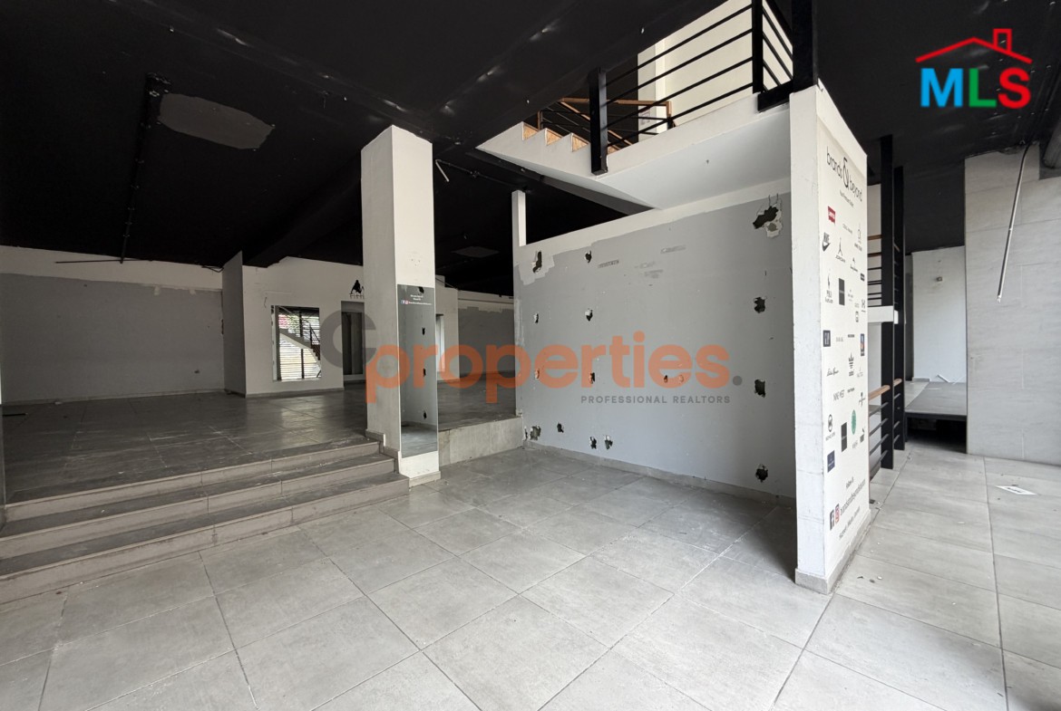 Shop For Rent In Jounieh - محل للإيجار في جونيه CPKKK15