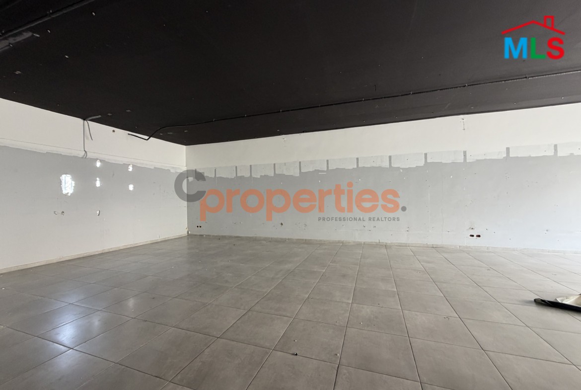 Shop For Rent In Jounieh - محل للإيجار في جونيه CPKKK15