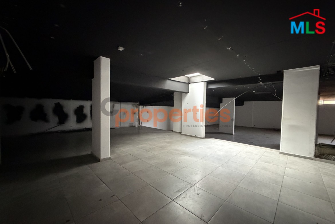 Shop For Rent In Jounieh - محل للإيجار في جونيه CPKKK15