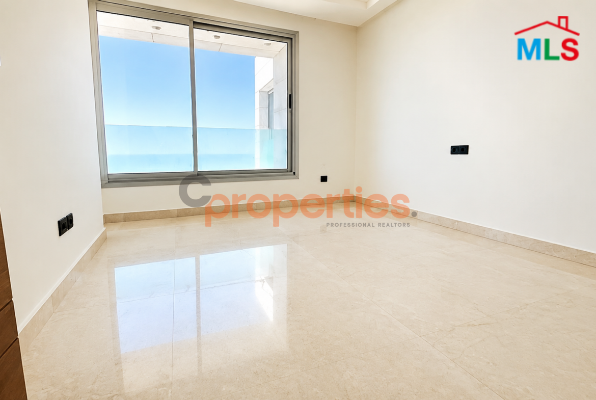 Sea View Apartment For Rent in Rawche شقة مطلة على البحر للإيجار في الروشة CPBHS141