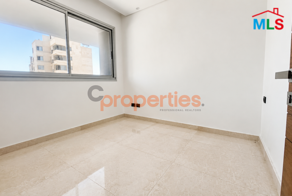 Sea View Apartment For Rent in Rawche شقة مطلة على البحر للإيجار في الروشة CPBHS141