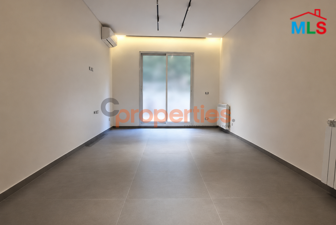 Apartment For Rent in Achrafieh شقة للإيجار في الأشرفية CPBWW37