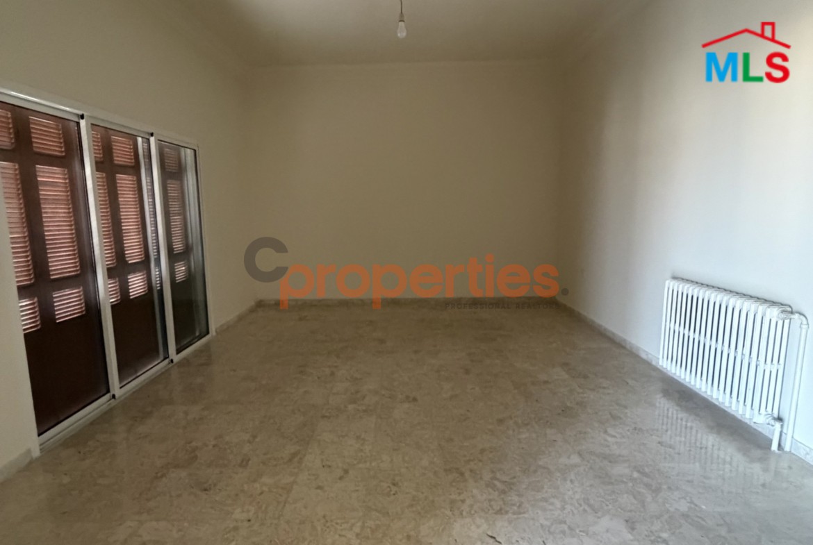 Apartment for rent in Jounieh ШґЩ‚Ш© Щ„Щ„ШҐЩЉШ¬Ш§Ш± ЩЃЩЉ Ш¬Щ€Щ†ЩЉШ© CPKKK01