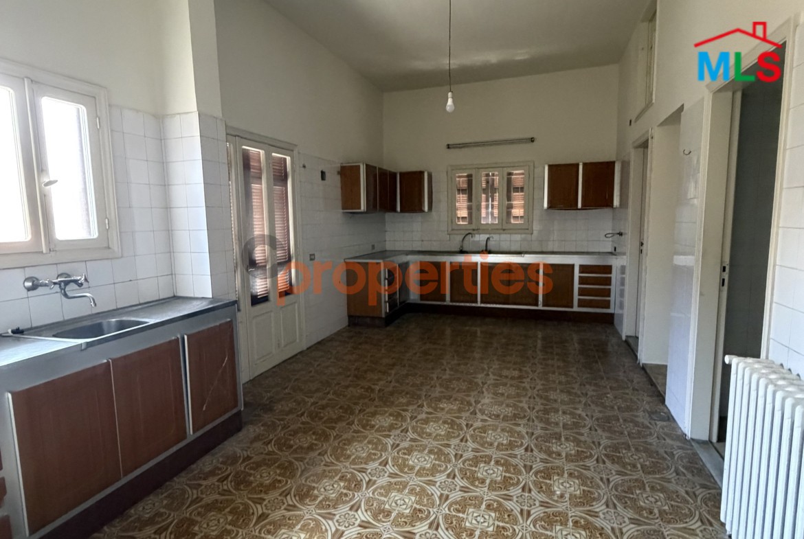 Apartment for rent in Jounieh ШґЩ‚Ш© Щ„Щ„ШҐЩЉШ¬Ш§Ш± ЩЃЩЉ Ш¬Щ€Щ†ЩЉШ© CPKKK01
