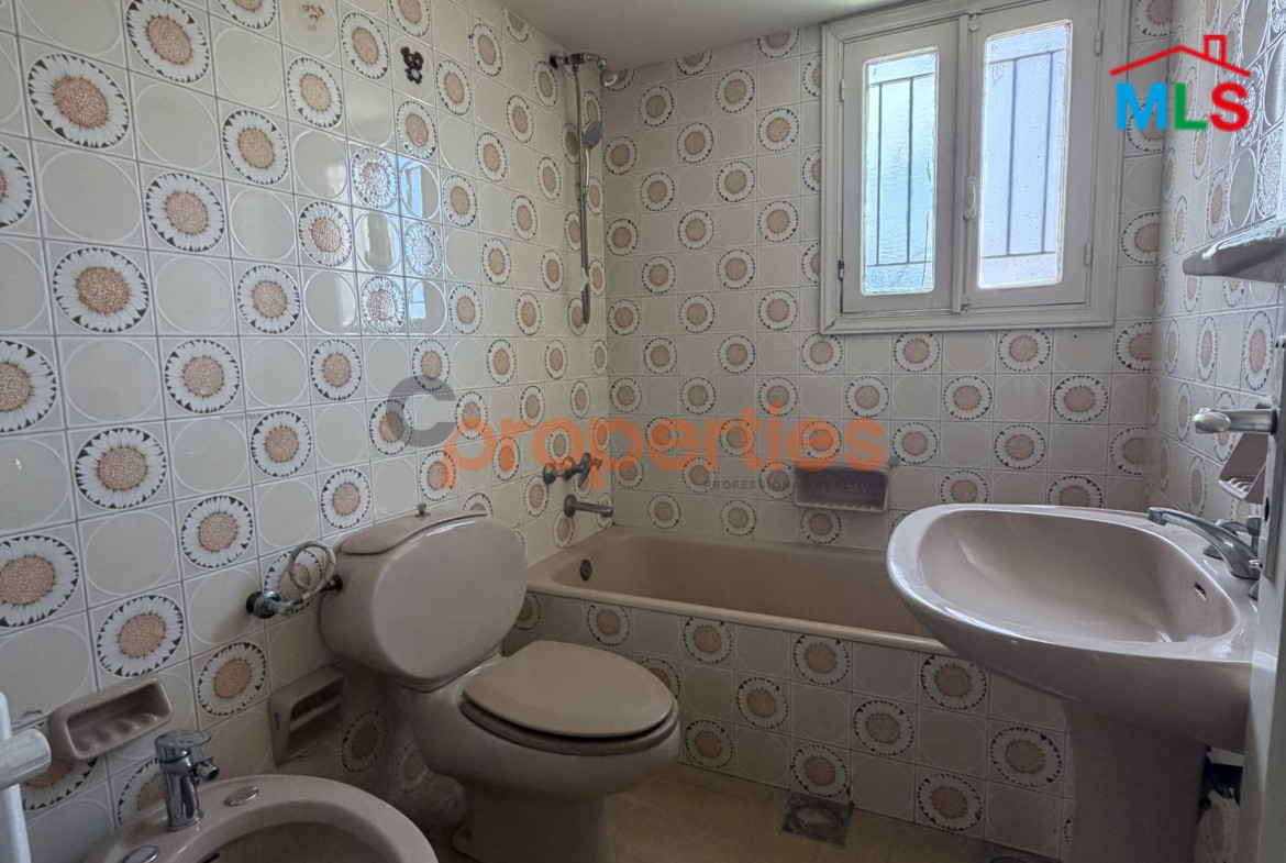Apartment for rent in Jounieh ШґЩ‚Ш© Щ„Щ„ШҐЩЉШ¬Ш§Ш± ЩЃЩЉ Ш¬Щ€Щ†ЩЉШ© CPKKK01