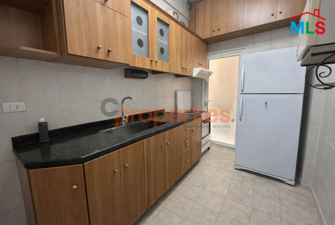 Apartment For Rent in Achrafieh - CPBEC21
