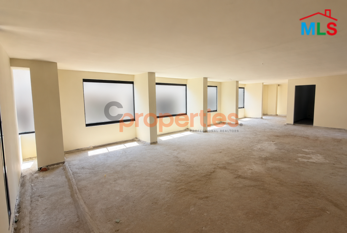 Commercial space for rent in Achrafieh CPBPK38