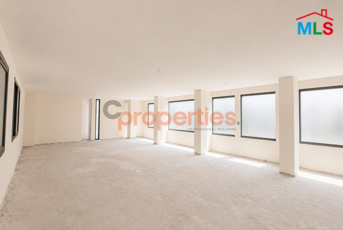 Commercial space for rent in Achrafieh CPBPK38