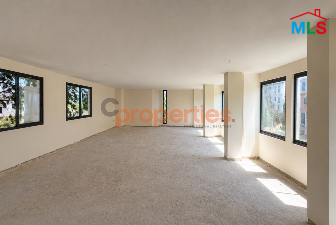 Commercial space for rent in Achrafieh CPBPK38
