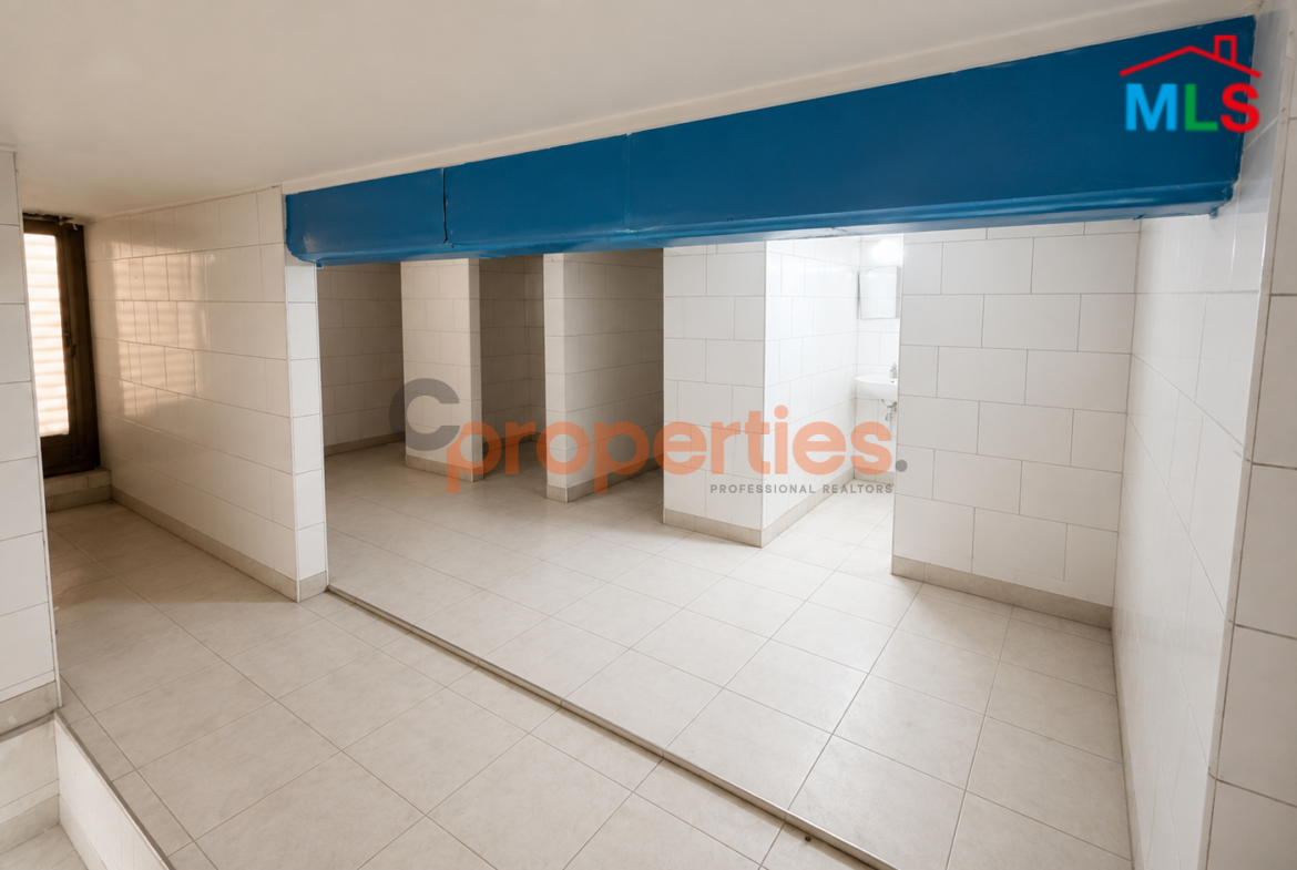 Commercial space for rent in Achrafieh CPBPK39