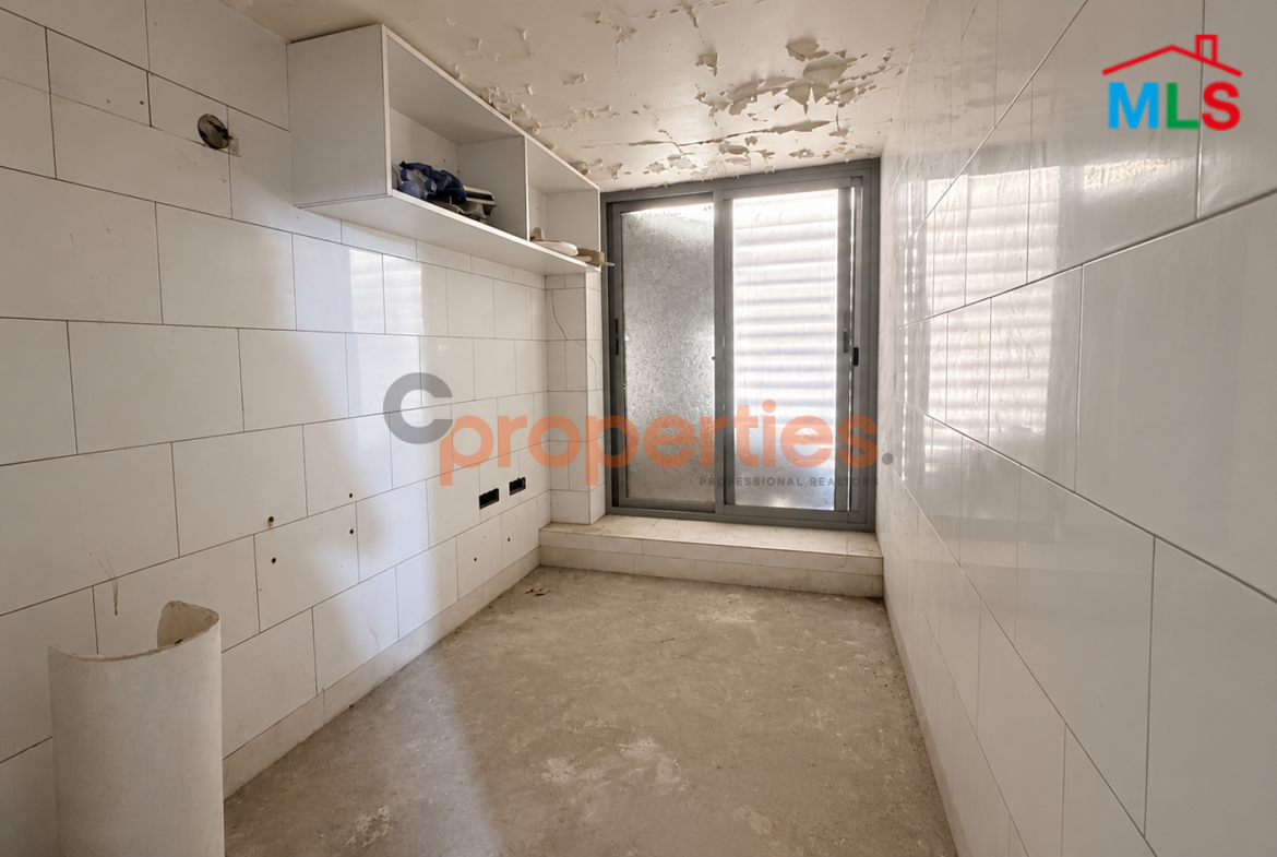 Commercial space for rent in Achrafieh CPBPK39
