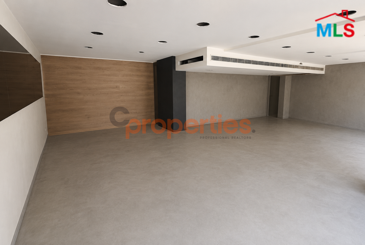 Commercial space for rent in Achrafieh CPBPK39