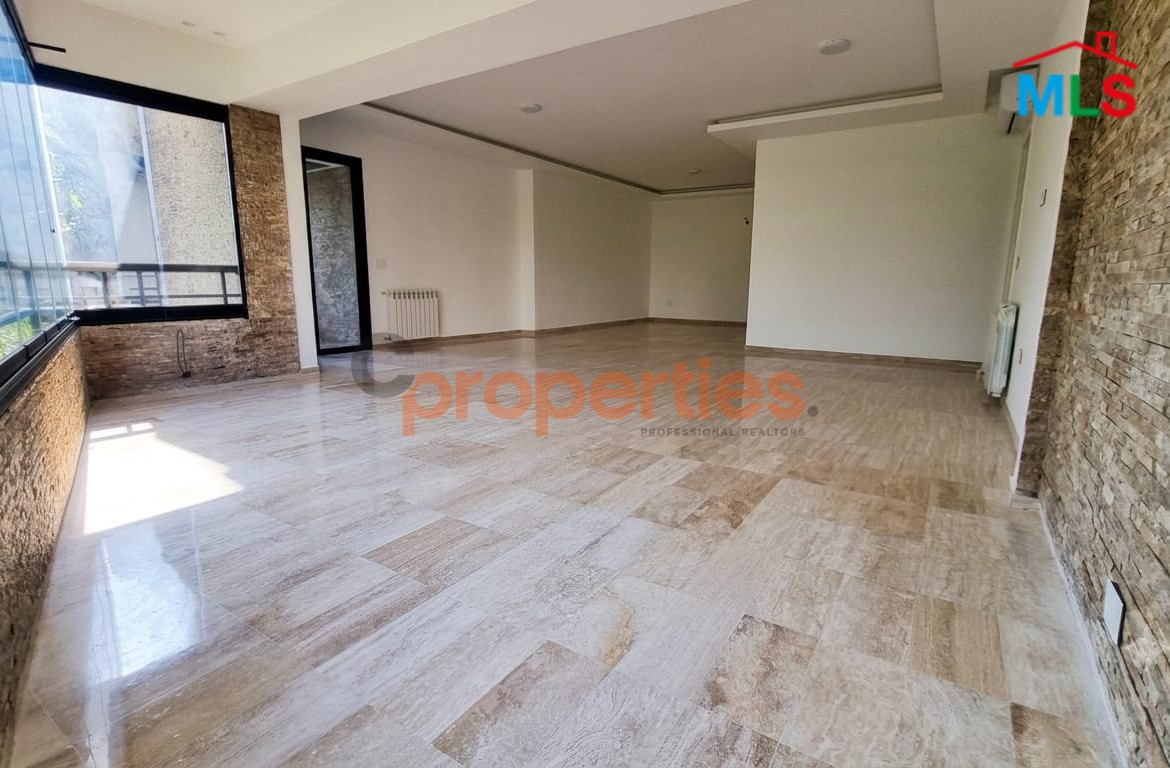 Apartment For Rent In Achrafieh - CPBMH28