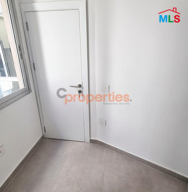 Apartment For Rent In Achrafieh - CPBMH28