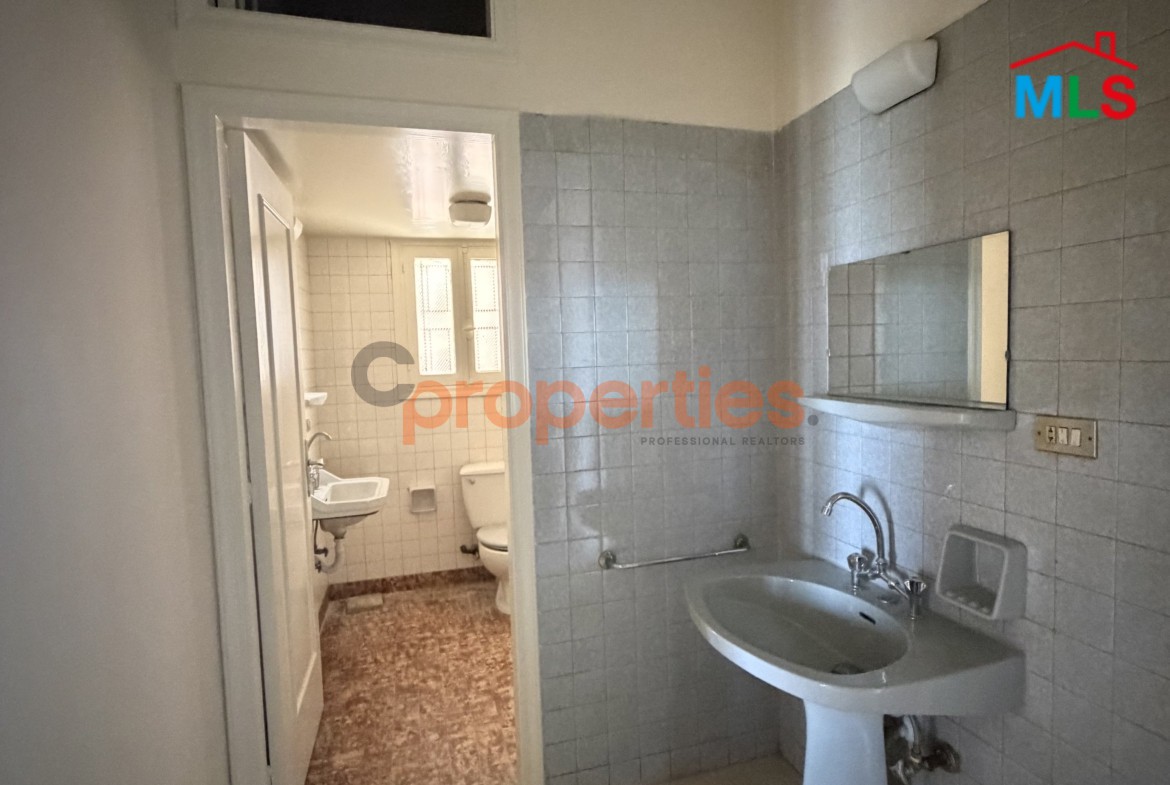 Apartment for rent in Jounieh - ШґЩ‚Ш© Щ„Щ„ШҐЩЉШ¬Ш§Ш± ЩЃЩЉ Ш¬Щ€Щ†ЩЉШ© CPKKK04