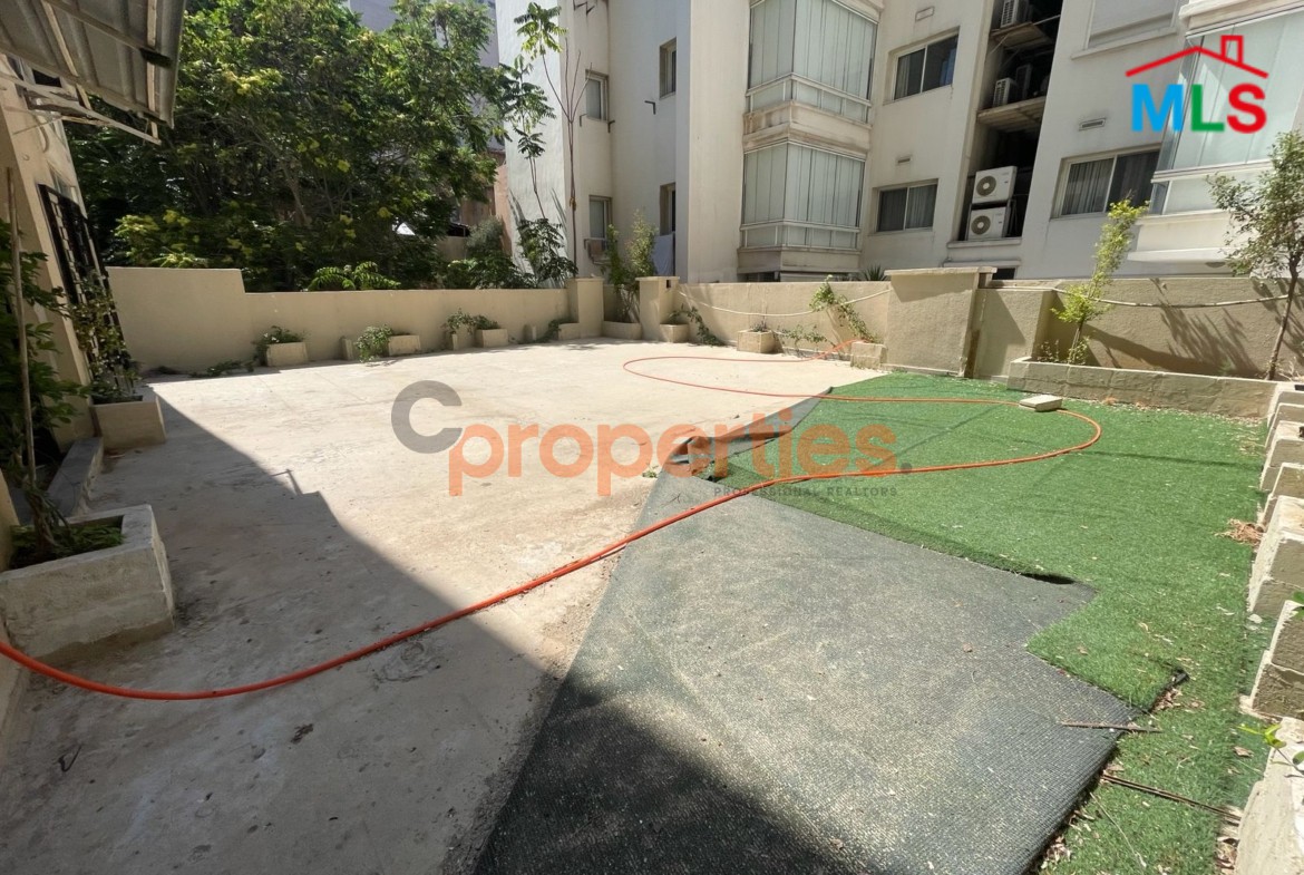Apartment for rent in Achrafieh-Gemmayzeh شقة للإيجار في الجميرة - CPBPK32