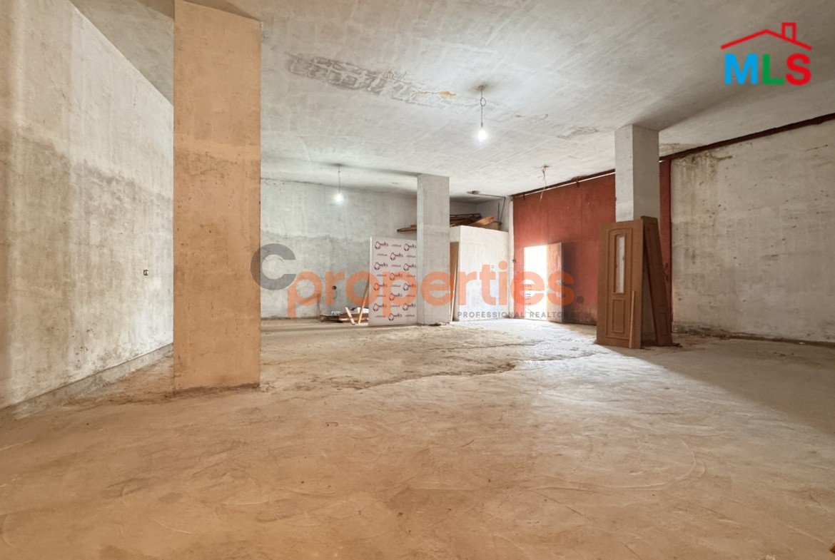 Warehouse For Rent In Awkar - مستودع للإيجار في منطقة عوكر - CPTA127