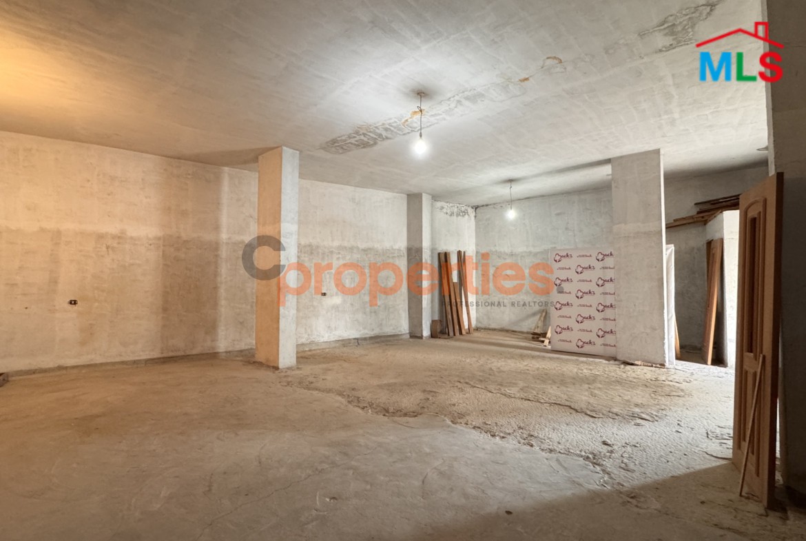 Warehouse For Rent In Awkar - مستودع للإيجار في منطقة عوكر - CPTA127