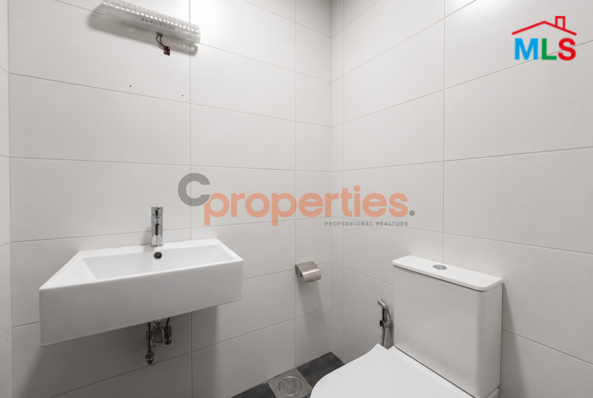 Office For Rent in Dekwaneh مكتب للإيجار في الدكوانة CPES266
