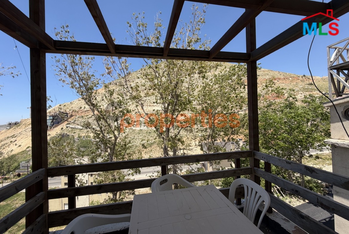 Chalet for rent in faqra - CPKMF97- شاليه للأجار في منطقة فقرا
